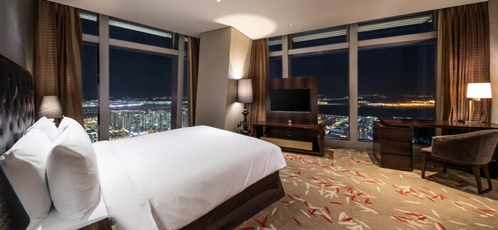 오크우드-프리미어-스위트룸