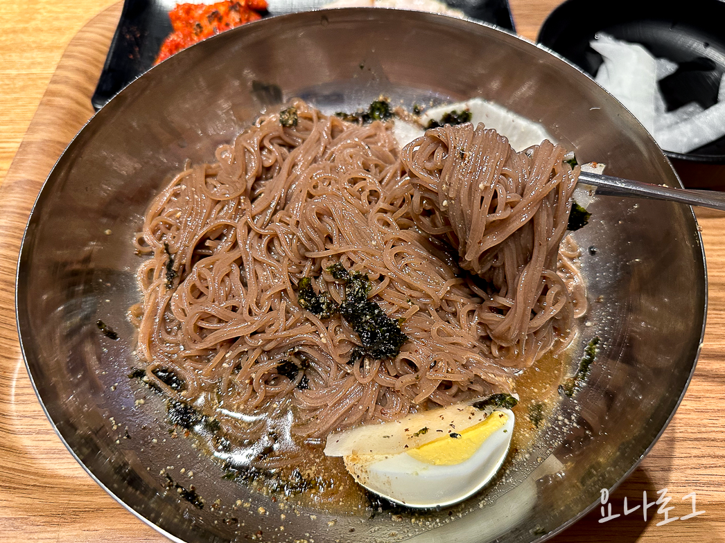 판교맛집 판교현대백화점 판교막국수 판교막국수맛집 어멍막국수 판교현백맛집 판교현백맛집추천 판교현백식품관 판교현대백화점식품관 들기름막국수 판교들기름막국수 판교맛집추천