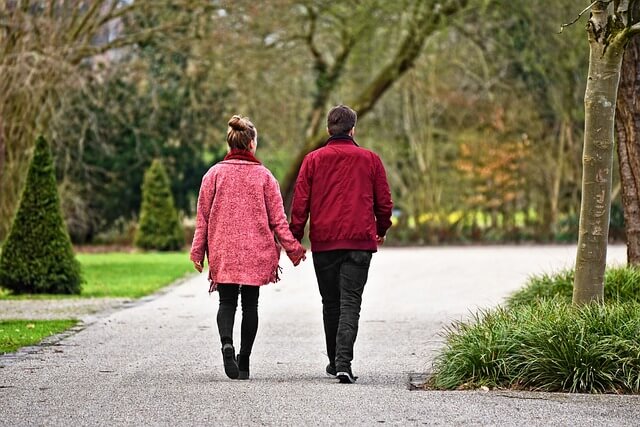 걷기 운동 효과 방법 걷기효과 높이는 방법 어싱효과