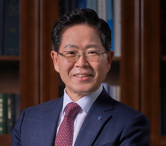 조용돈 프로필 나이 고향 학력 경력