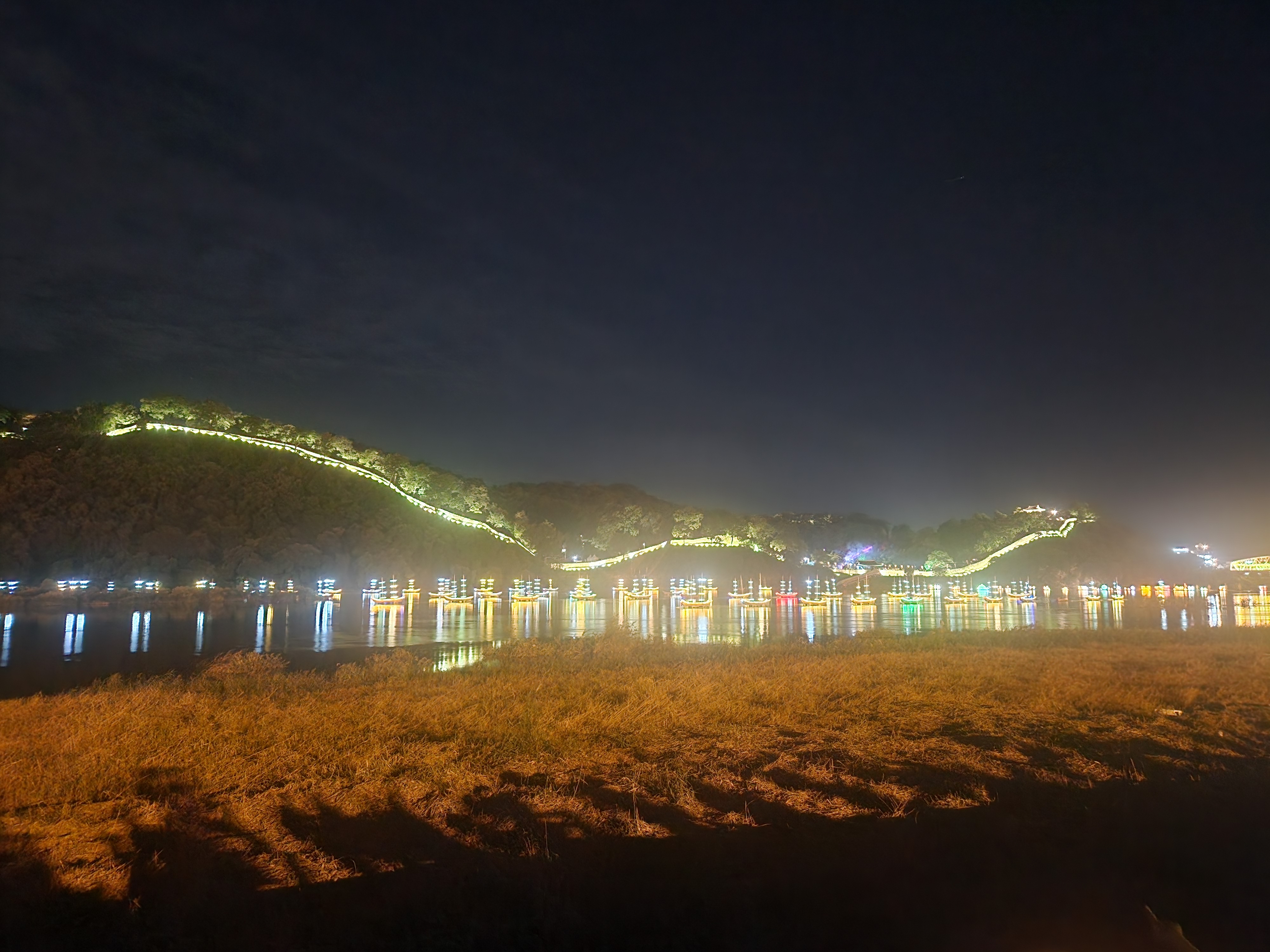 대백제전 행사장인 신관공원에서 바라보는 금강과 공산성