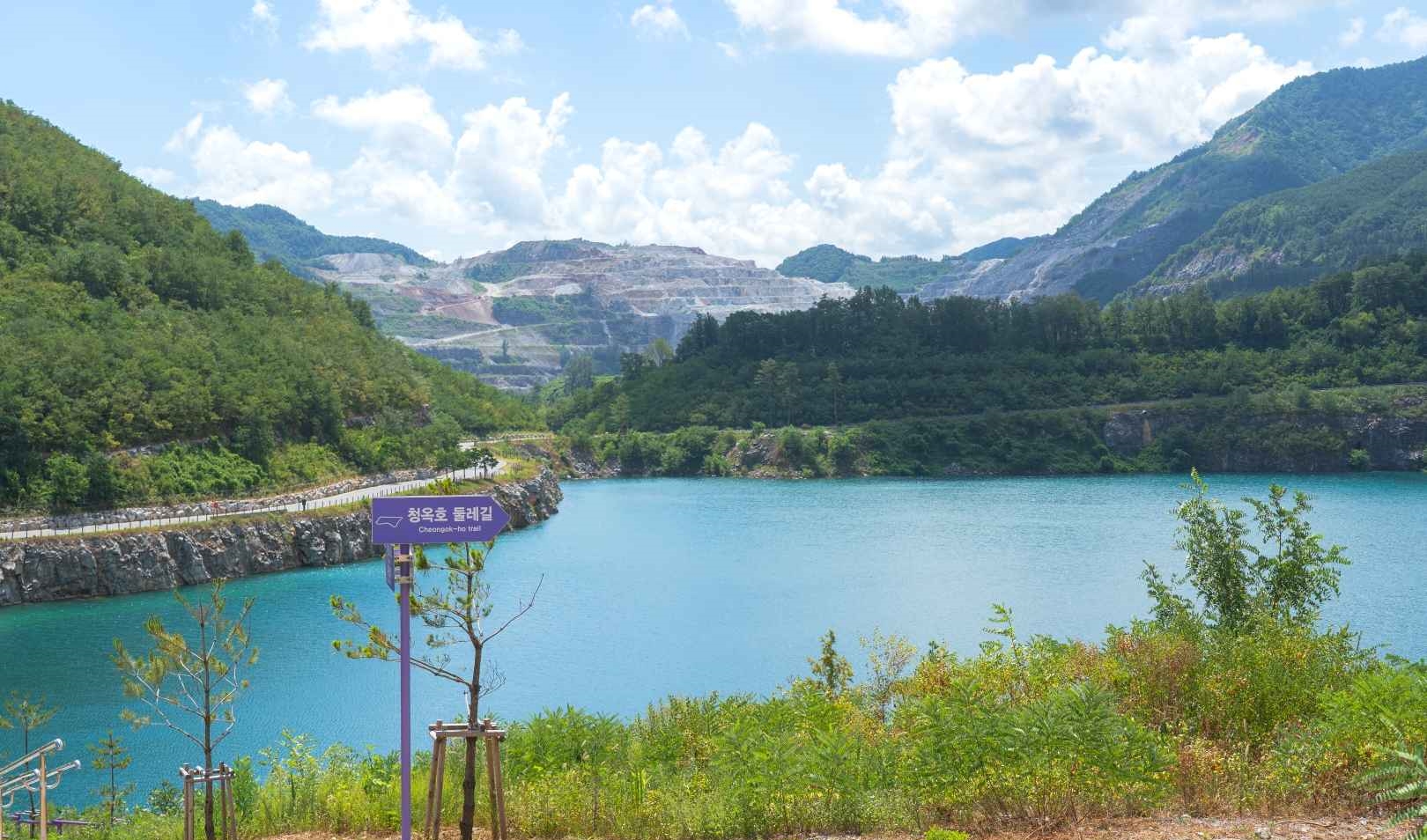 동해 무릉별유천지 에메랄드 호수