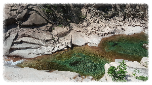 단풍과 눈꽃으로 유명한 설악산