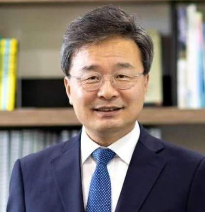 김우영 프로필 나이 고향 학력 경력 평가