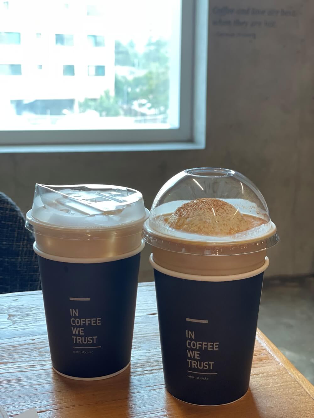 위스트러트커피-카페-비앙코와-스톡홀롬-밀크티