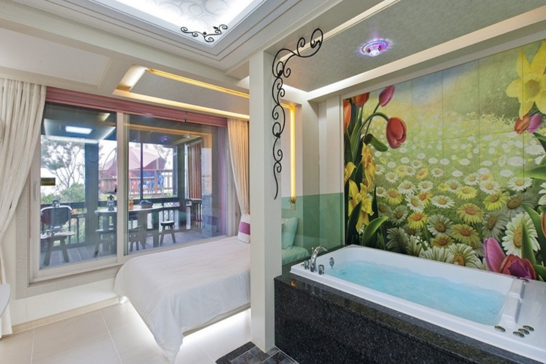 예그리나 펜션 102호 진주