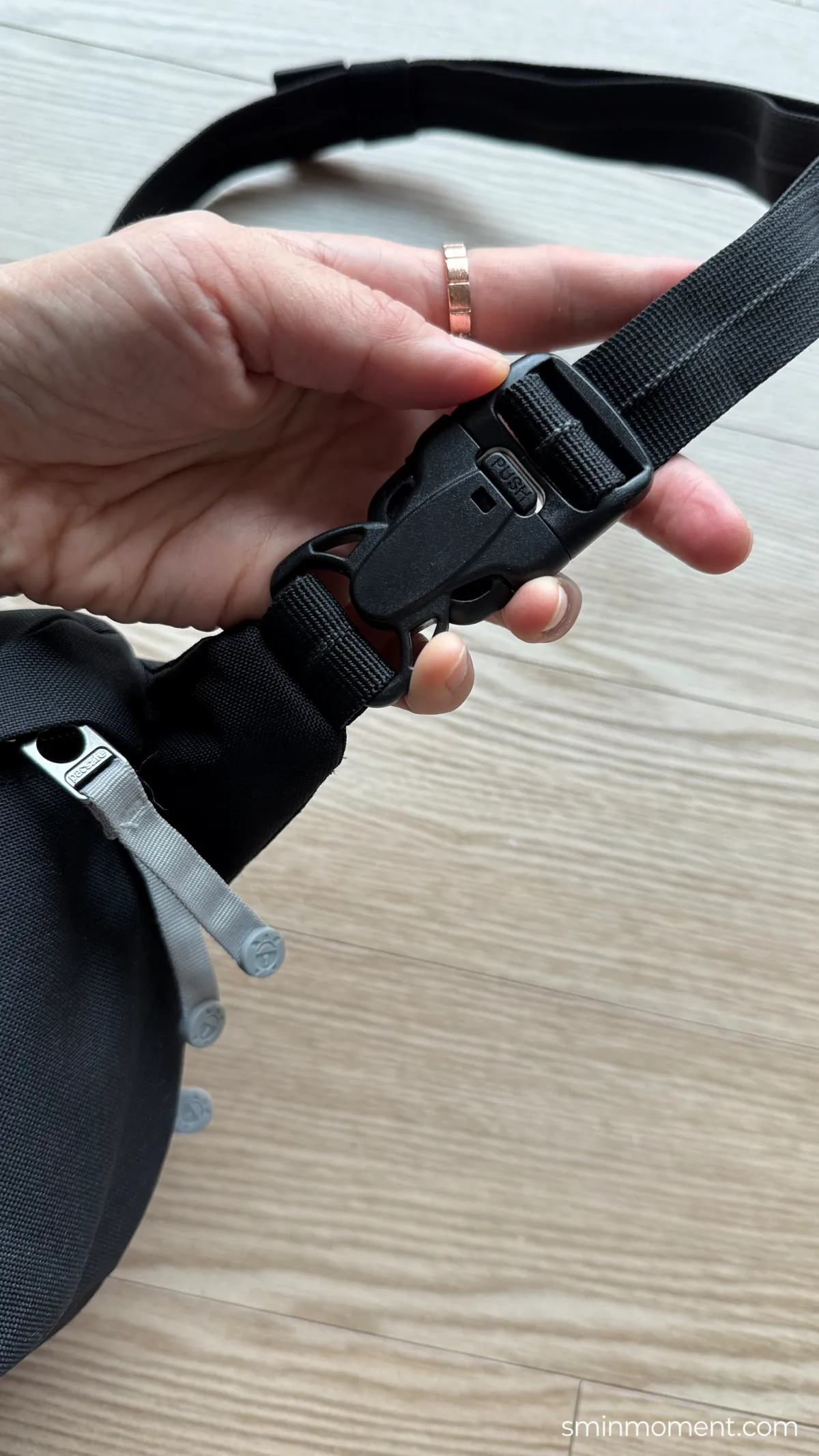 팩세이프가방-슬링백-이중보안버클