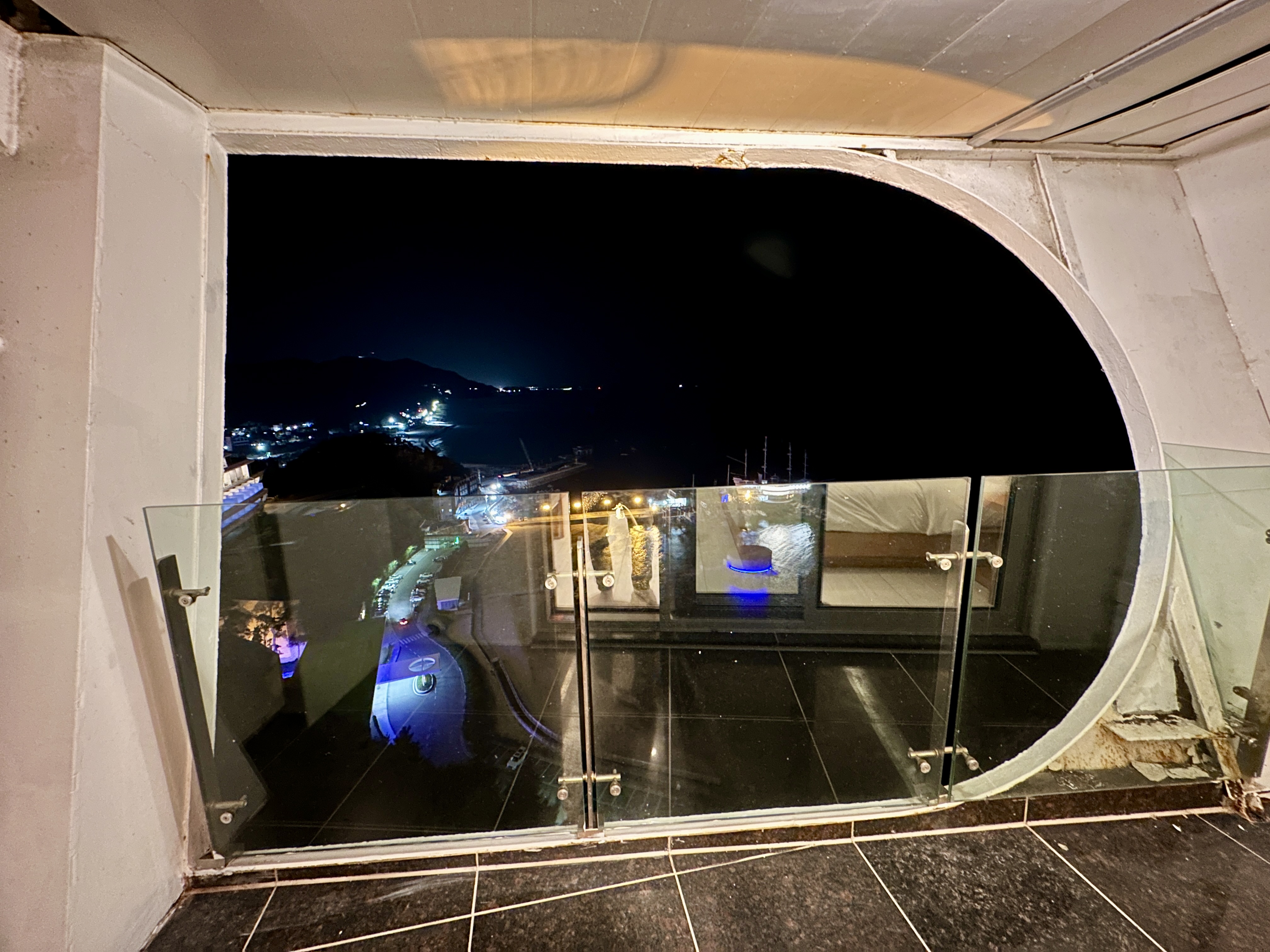 동해바다를 볼 수 있는 테라스