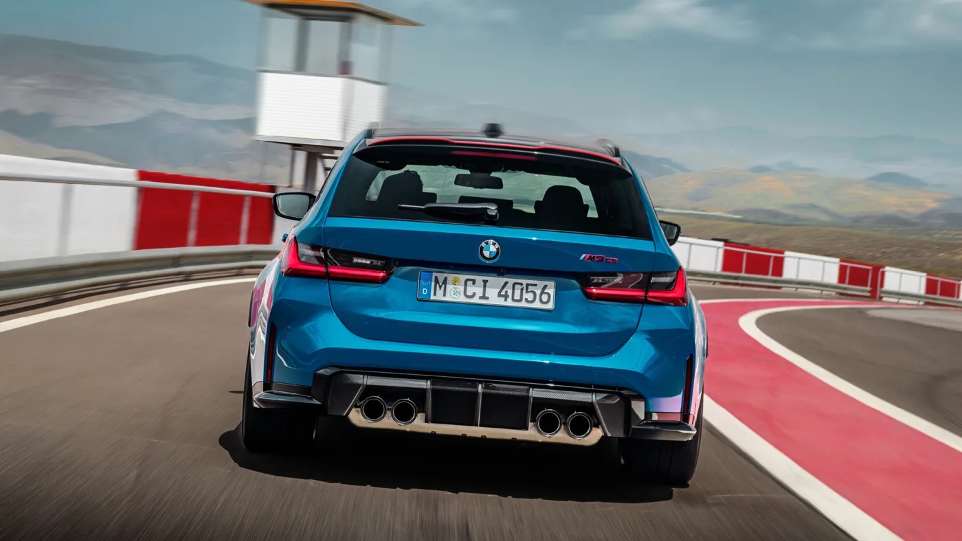 BMW M3 CS 투어링