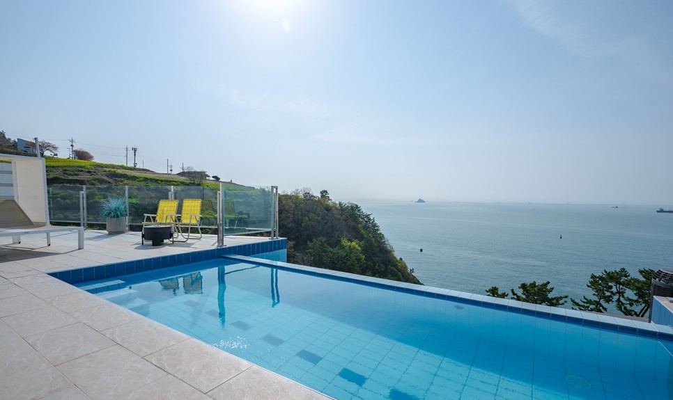 남해 풀빌라 펜션 윤슬