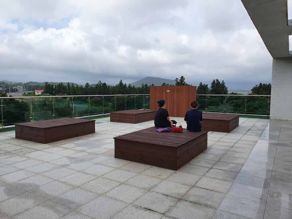 제주 오늘은 녹차한잔 루프탑