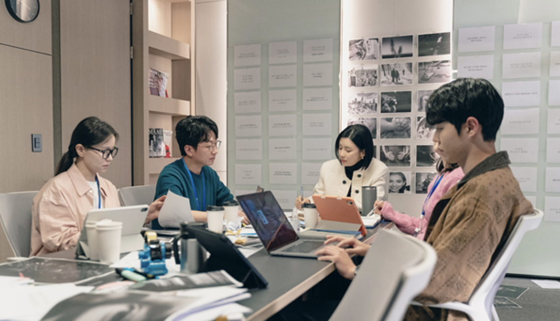 대행사 드라마 내 이보영의 직할 조직, 능력과 성과를 기반으로 한 업무집단