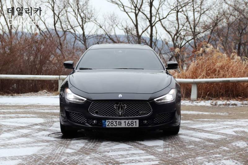 마세라티 ‘기블리 GT 프라그먼트 에디션’