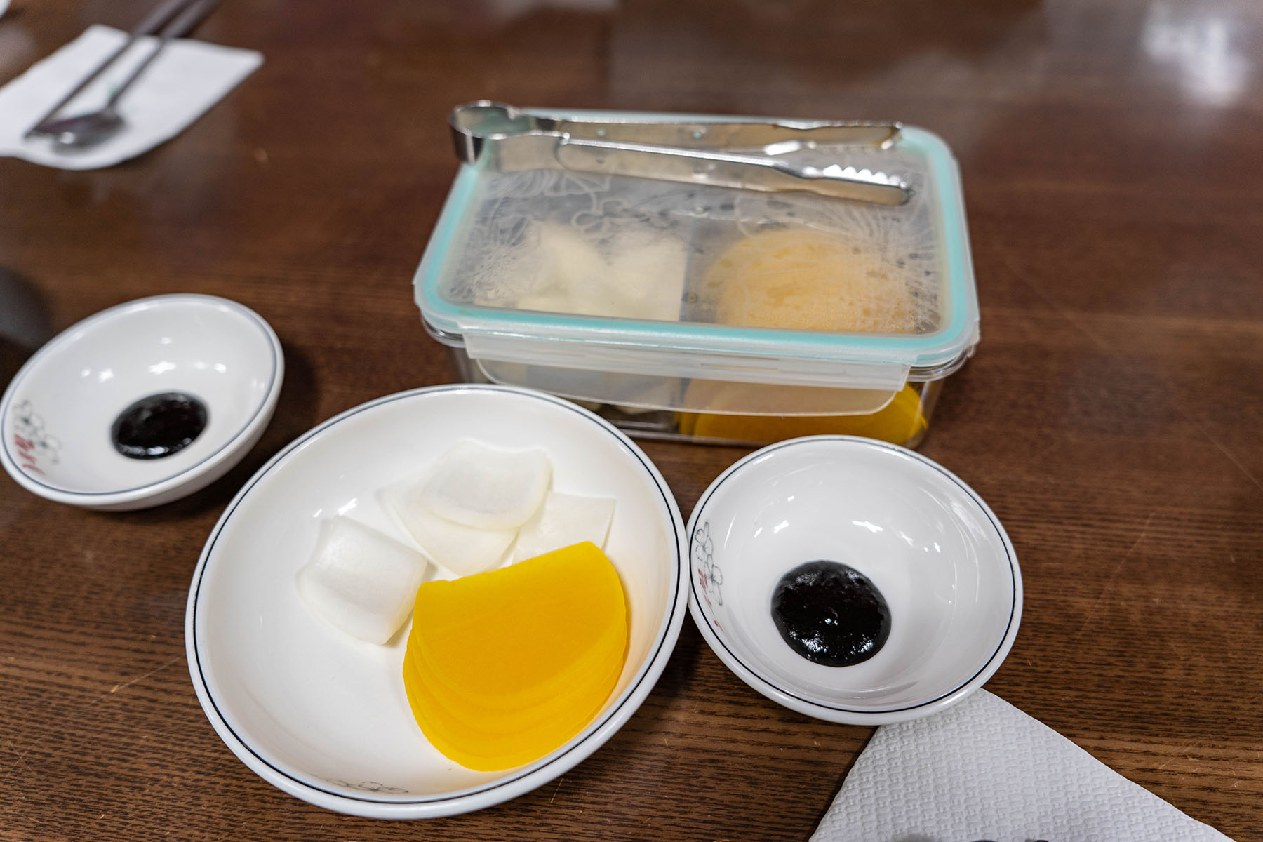 판교 홍루원 기본 찬