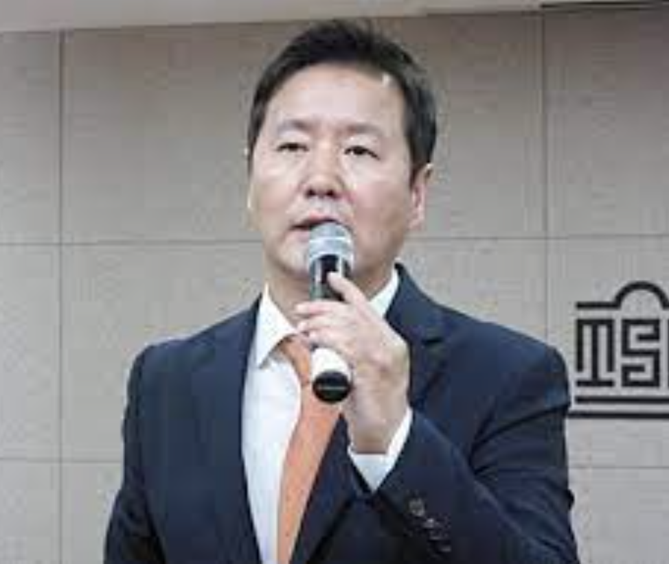 김덕현 활동