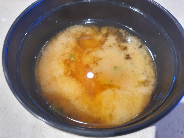 스시101 된장국