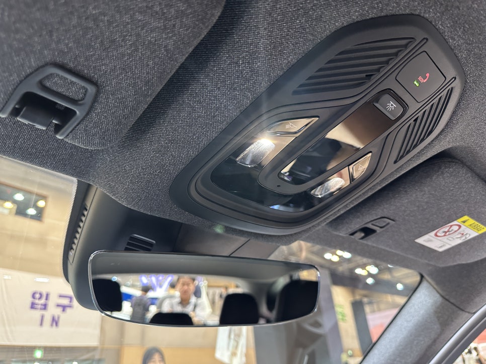 르노 콜레오스 하이브리드 실내 디자인