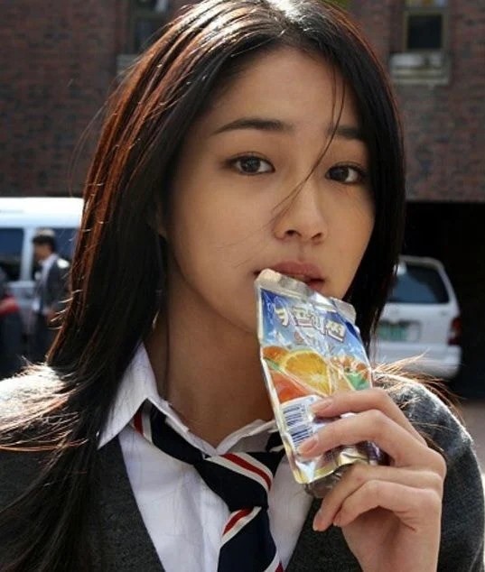 이민정 14년전 리즈시절 사진