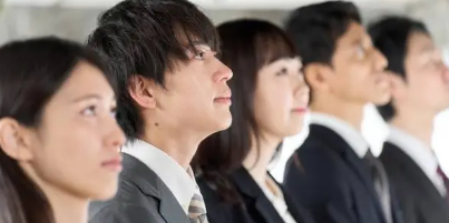 긴장한 취업준비생