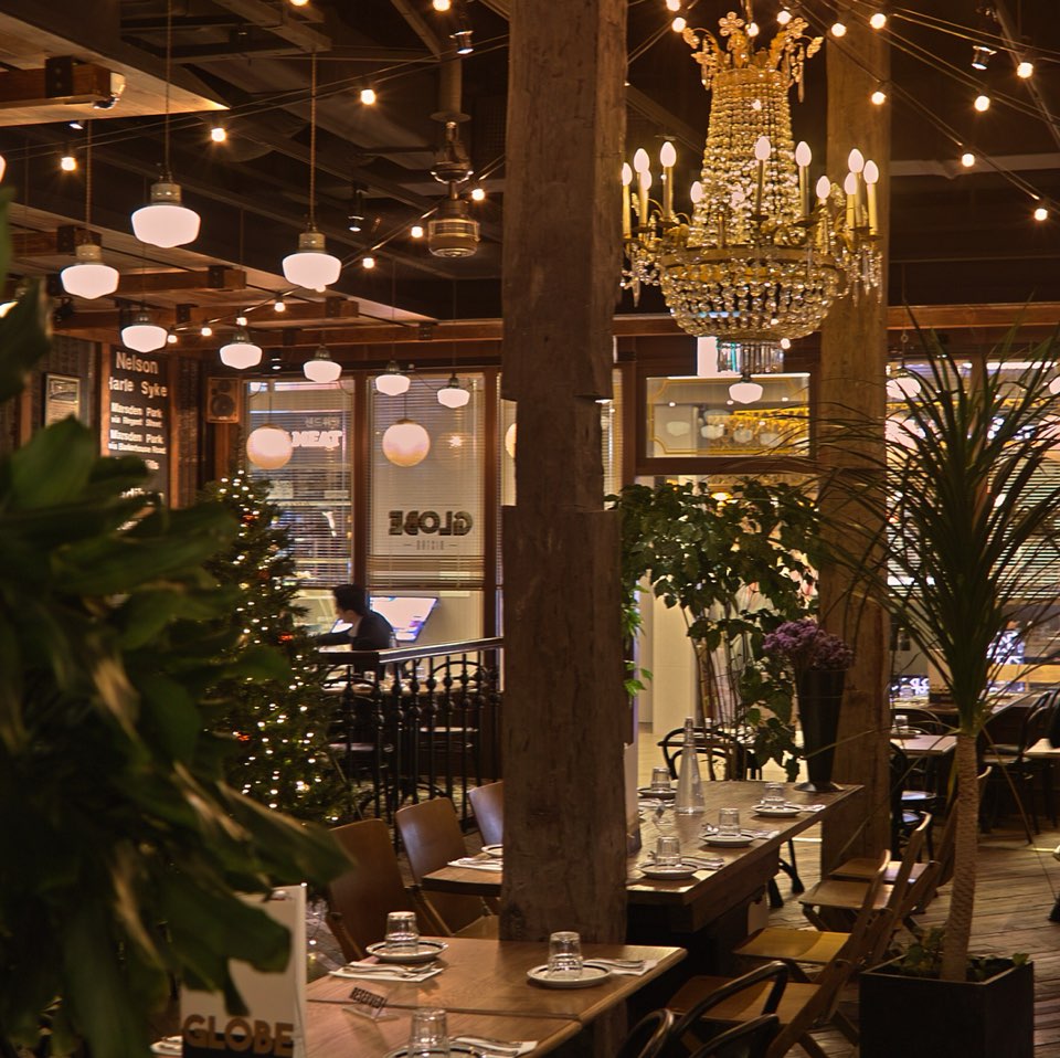 글로브 비스트로