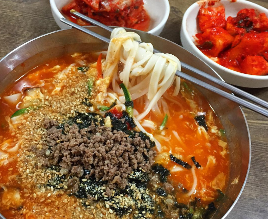 강릉 멸치칼국수집, 현대장칼국수 (본점)