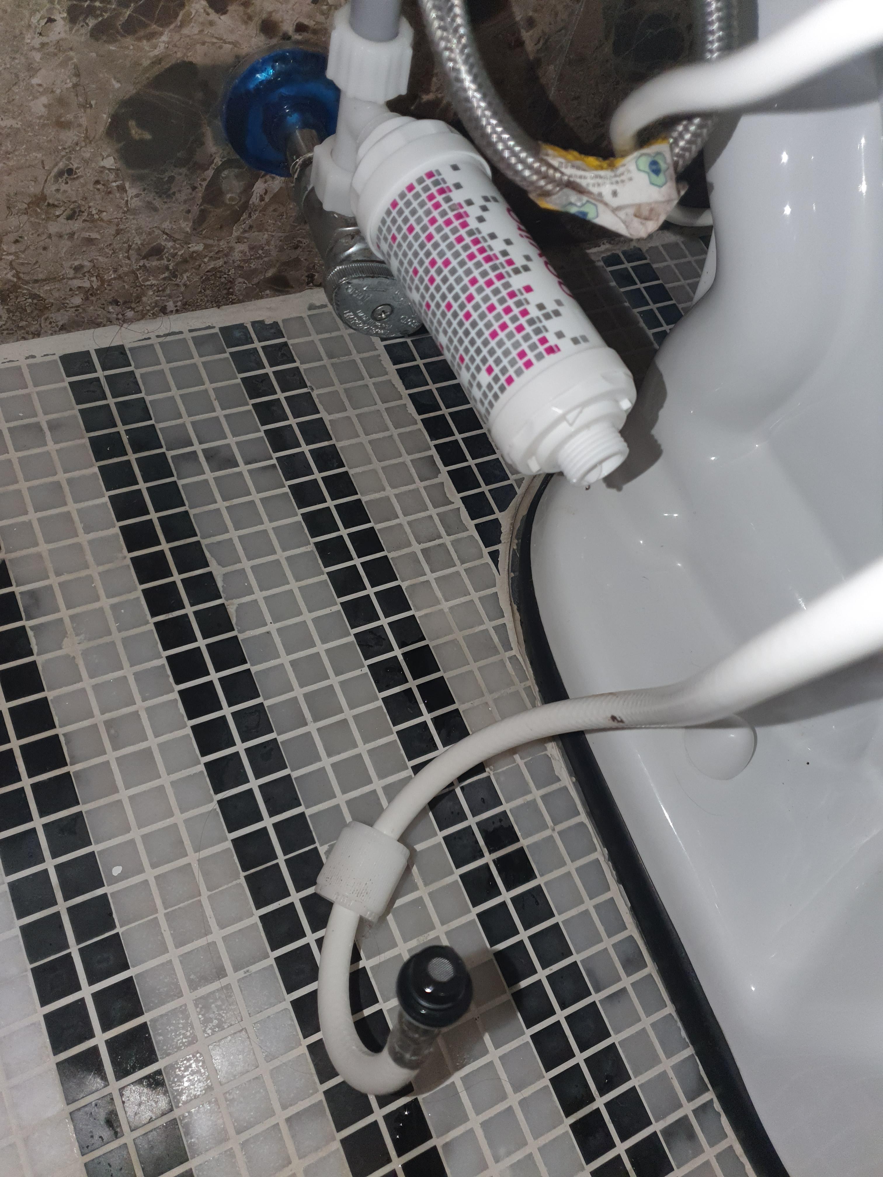 새로설치할 노비타 비데 필터 BF-100 설치 사진