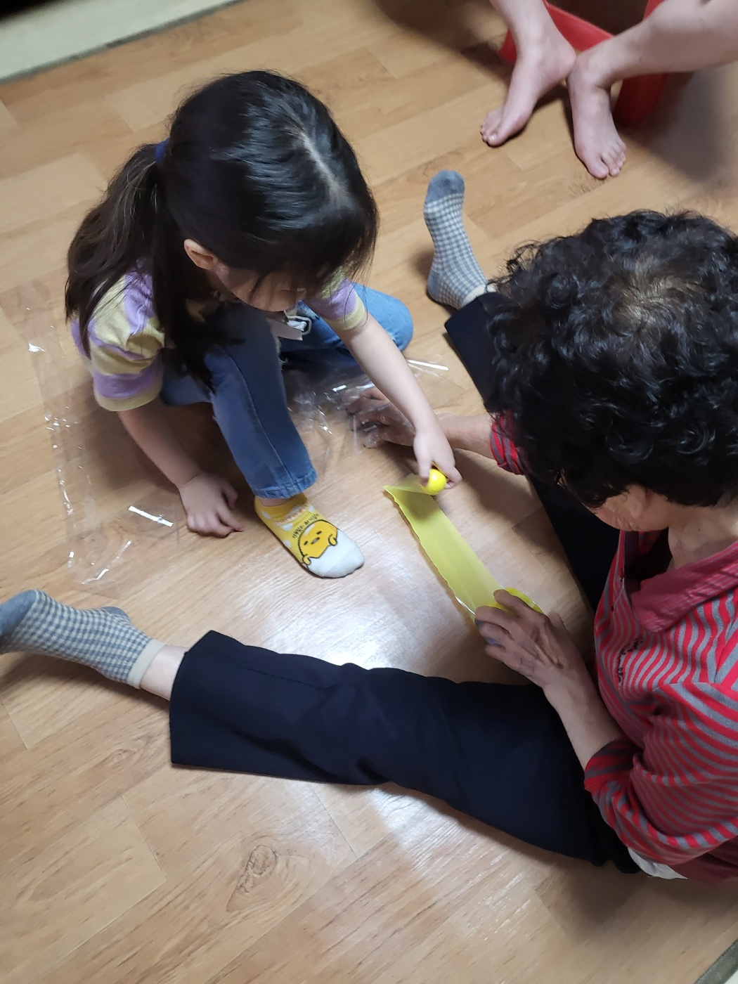 테이프 볼 만들기(테이프 공)