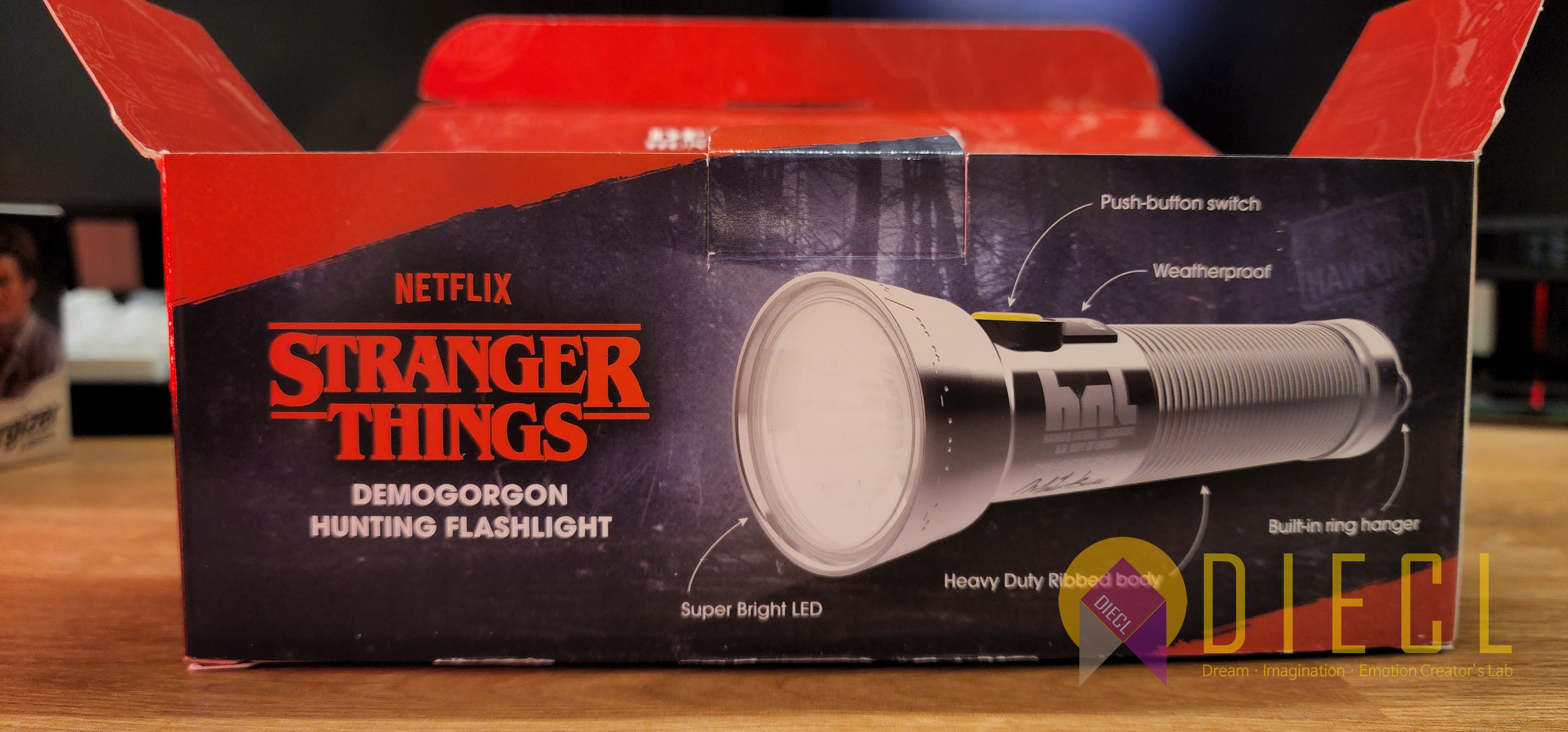 기묘한 이야기&#44; Stranger things&#44; Energizer&#44; light&#44; 에너자이저