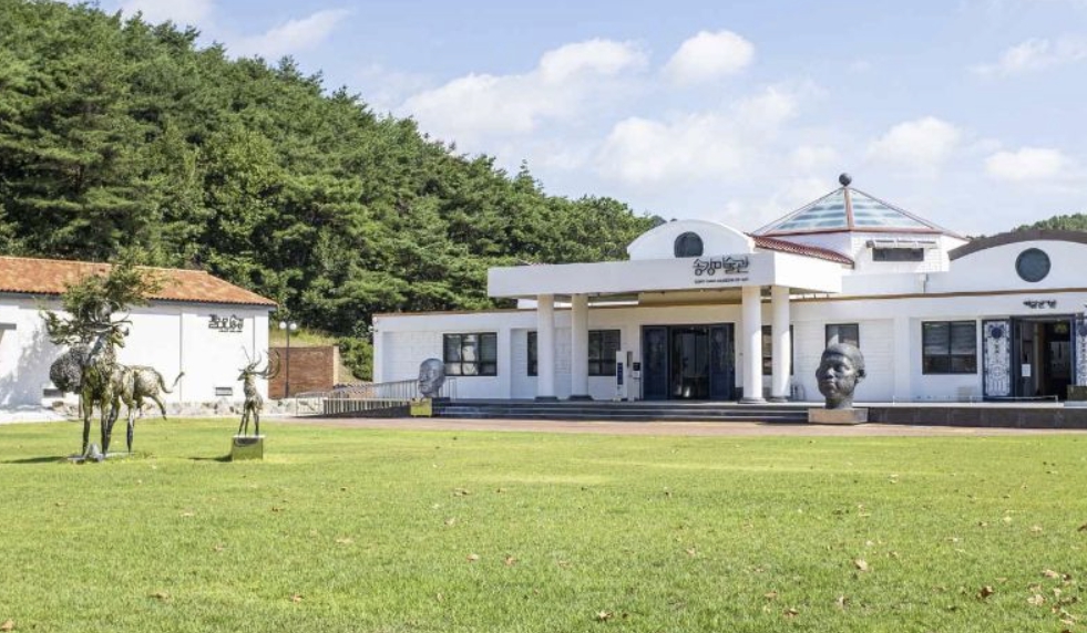 박물관과 문학관이 어우러진 복합문화공간 전경