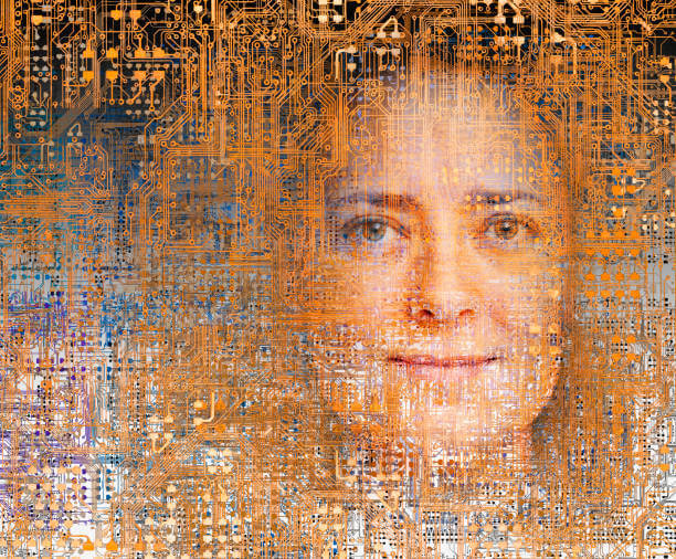 디지털 회로 뒤로 보이는 노년 여성의 모습