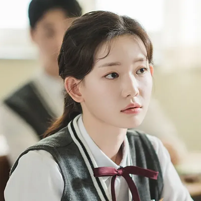 사랑은 외나무다리에서 고해수 역을 맡은 최윤지