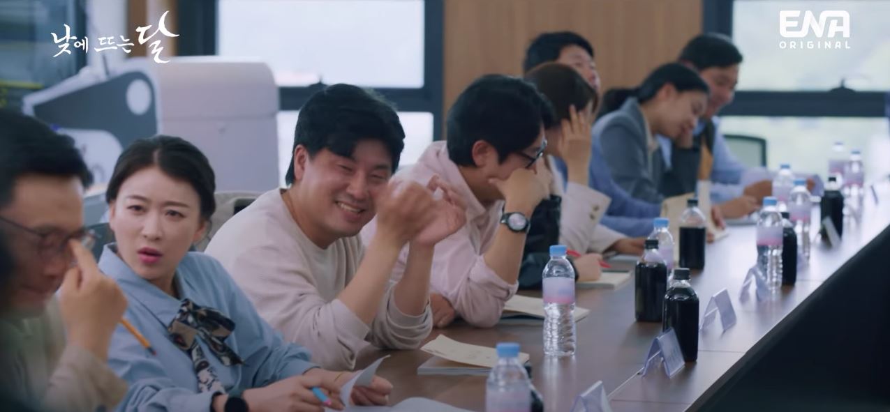 낮에뜨는달_3회