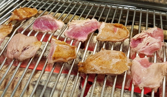 양다리 바베큐