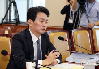 박장범 일가 표현 발끈