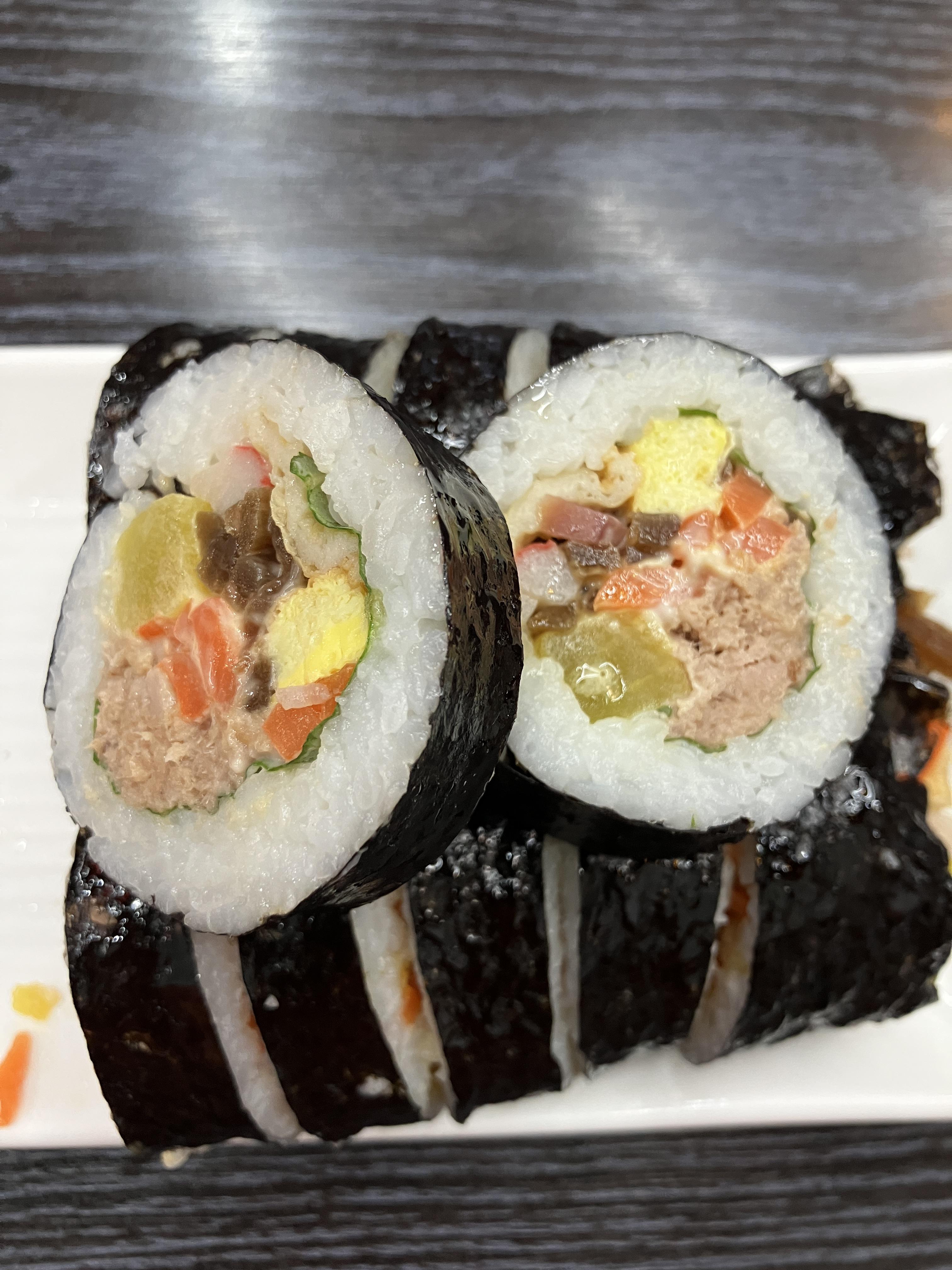 메가김밥 마약튀김김밥과 참치김밥