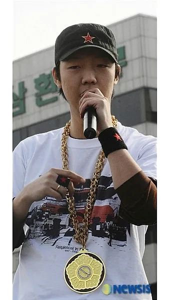 대한민국 힙합 랩퍼들과 각양각색 군대 빠지는 수법들 저스디스부터 릴보이 한요한까지의 정보_7