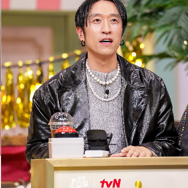 코요태 빽가 사진