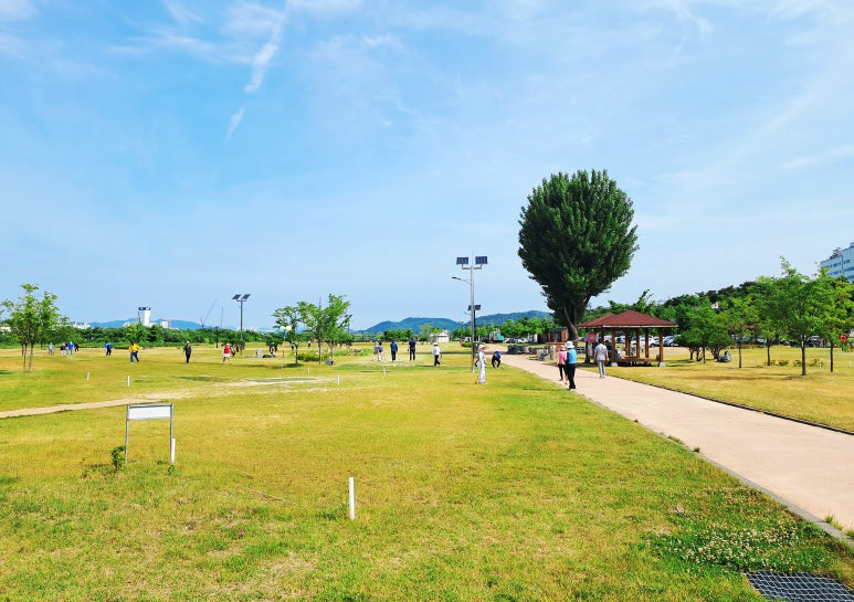 시원한 경치 경상북도 구미 동락파크골프장 소개