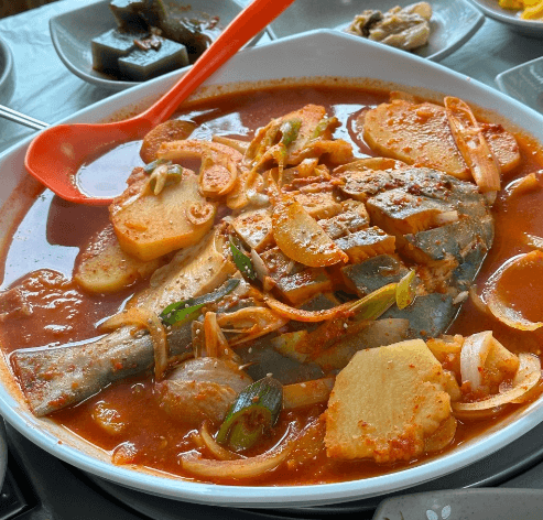 동네한바퀴 낙지볶음 병어조림 전남 신안 맛집