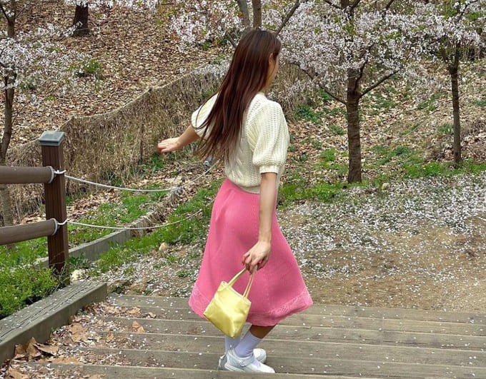 김설현 사복