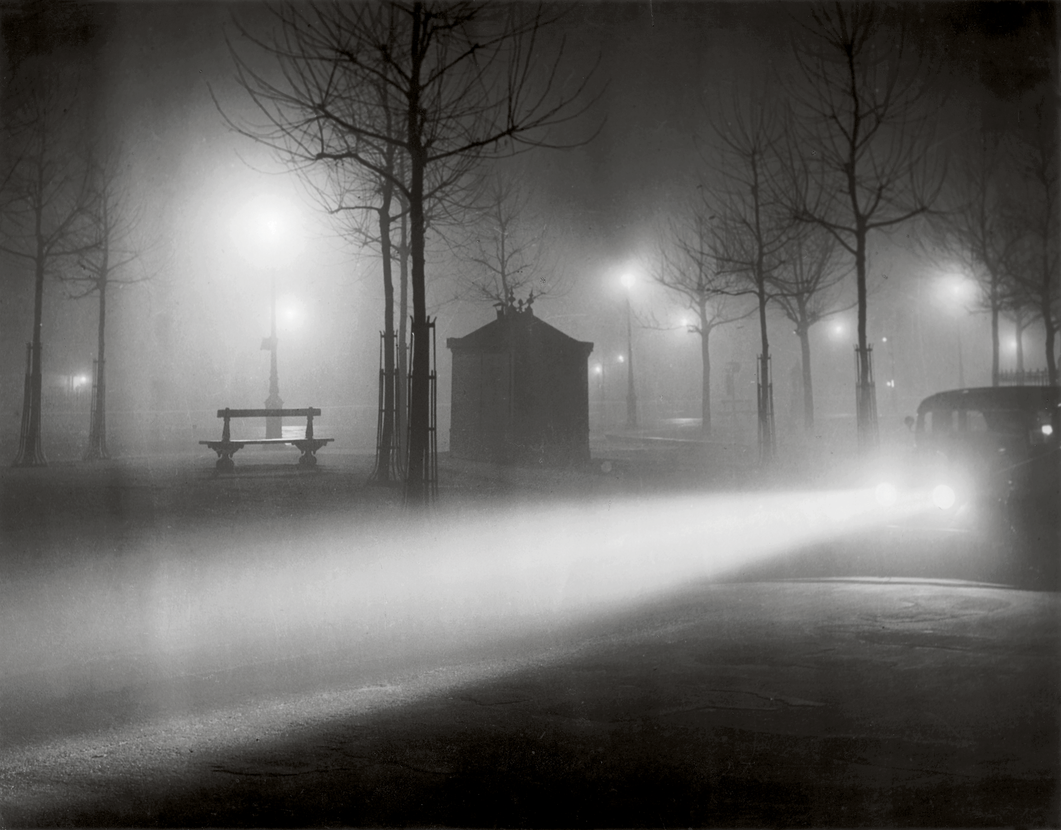 Avenue de l'Observatoire by Brassai