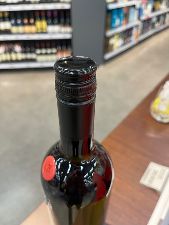 빌라엠은 뚜껑을 바로 개봉해서 마실 수 있습니다.