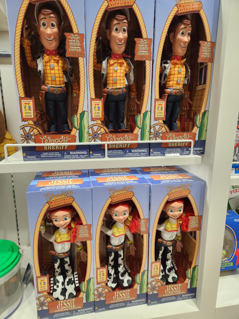 김포현대프리미엄아울렛 디즈니스토어 토이스토리인형