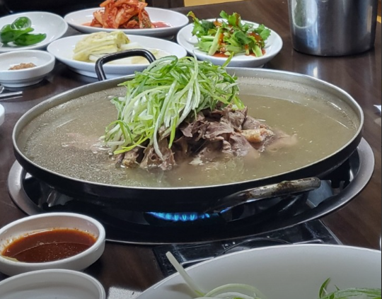 오늘N 신분준할머니 기러기칼국수 기러기만두 기러기백숙 기러기고기 할매식당 충남 예산 기러기칼국수