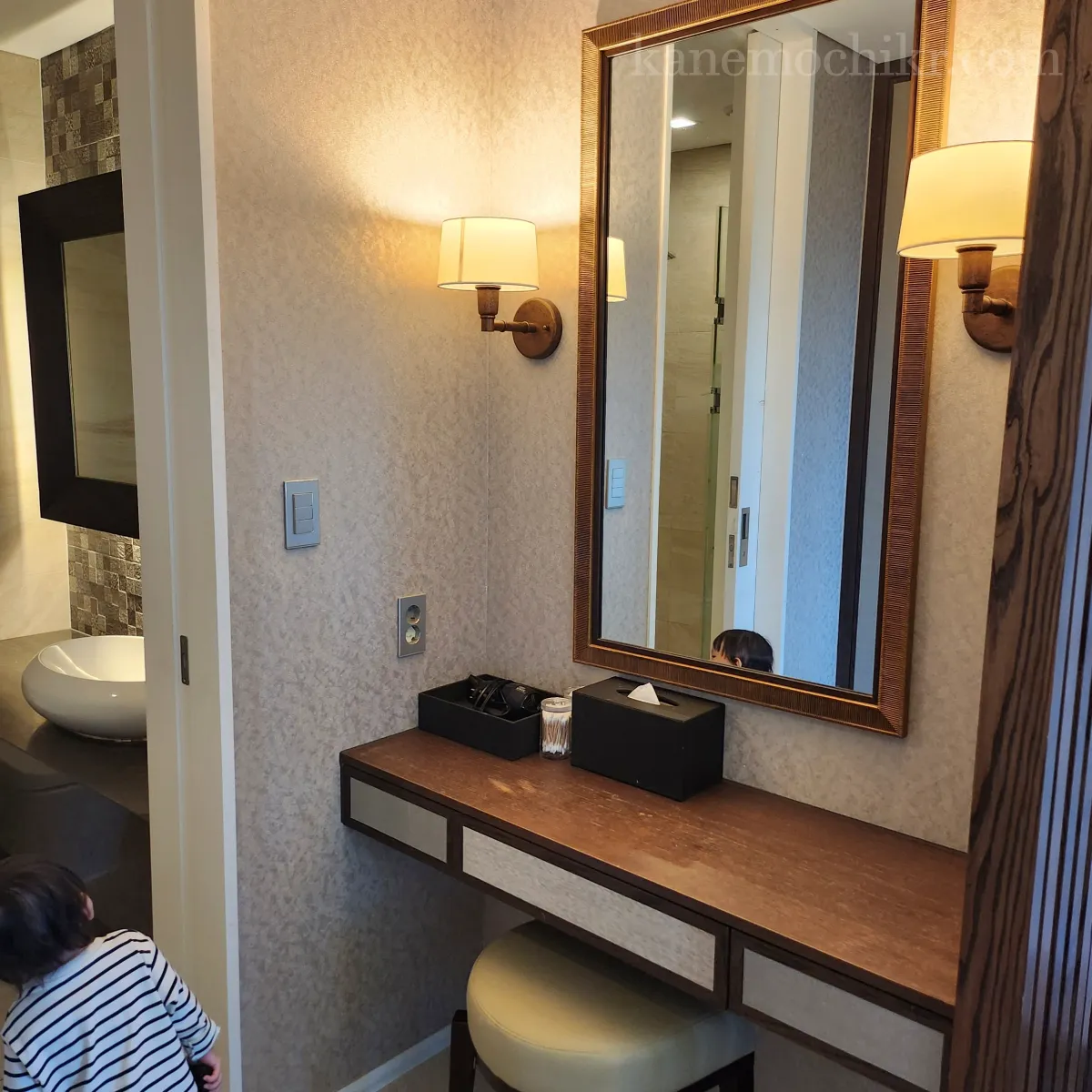 소노펠리체-빌리지-객실2-화장대