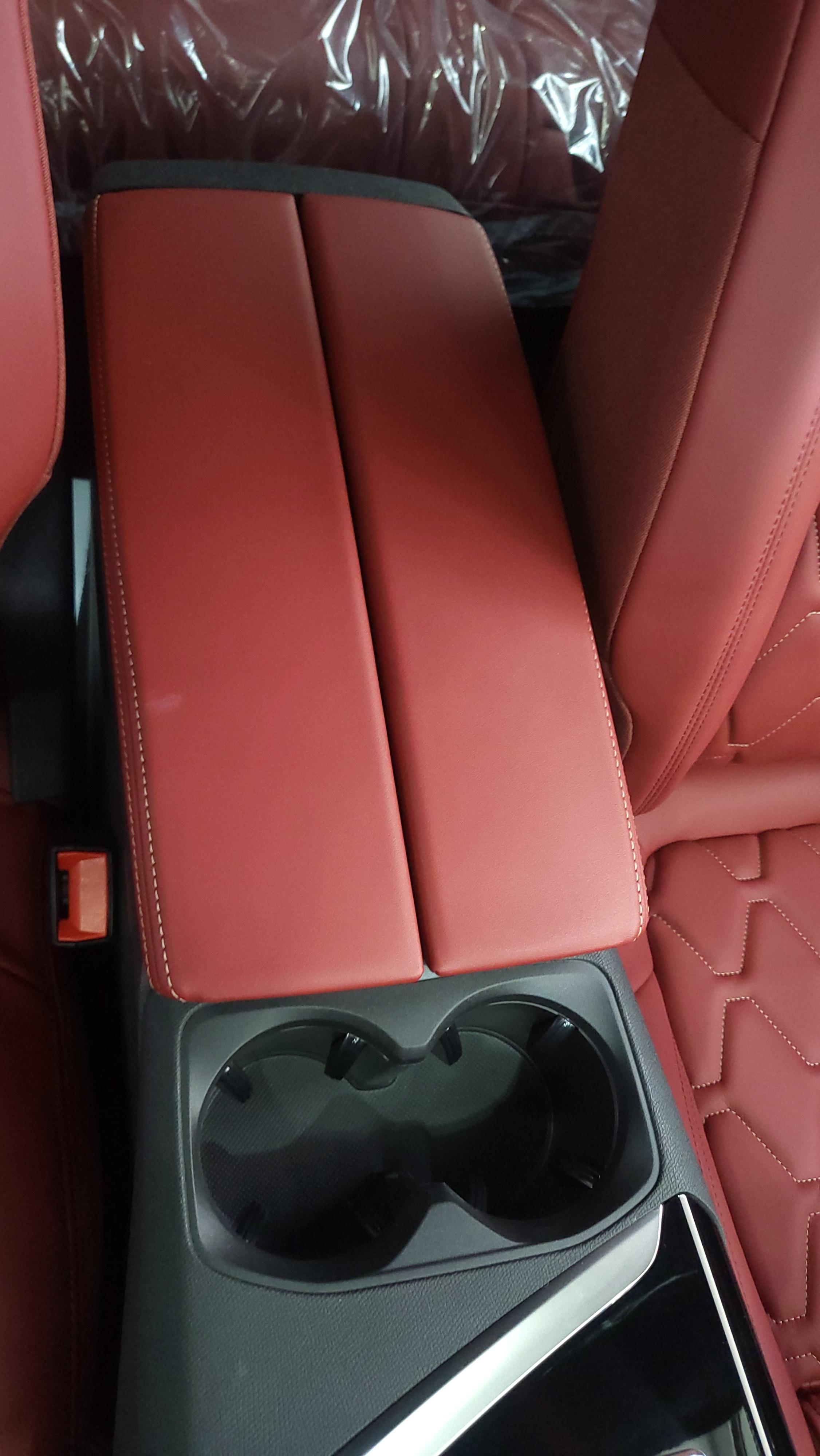 푸조 3008 GT