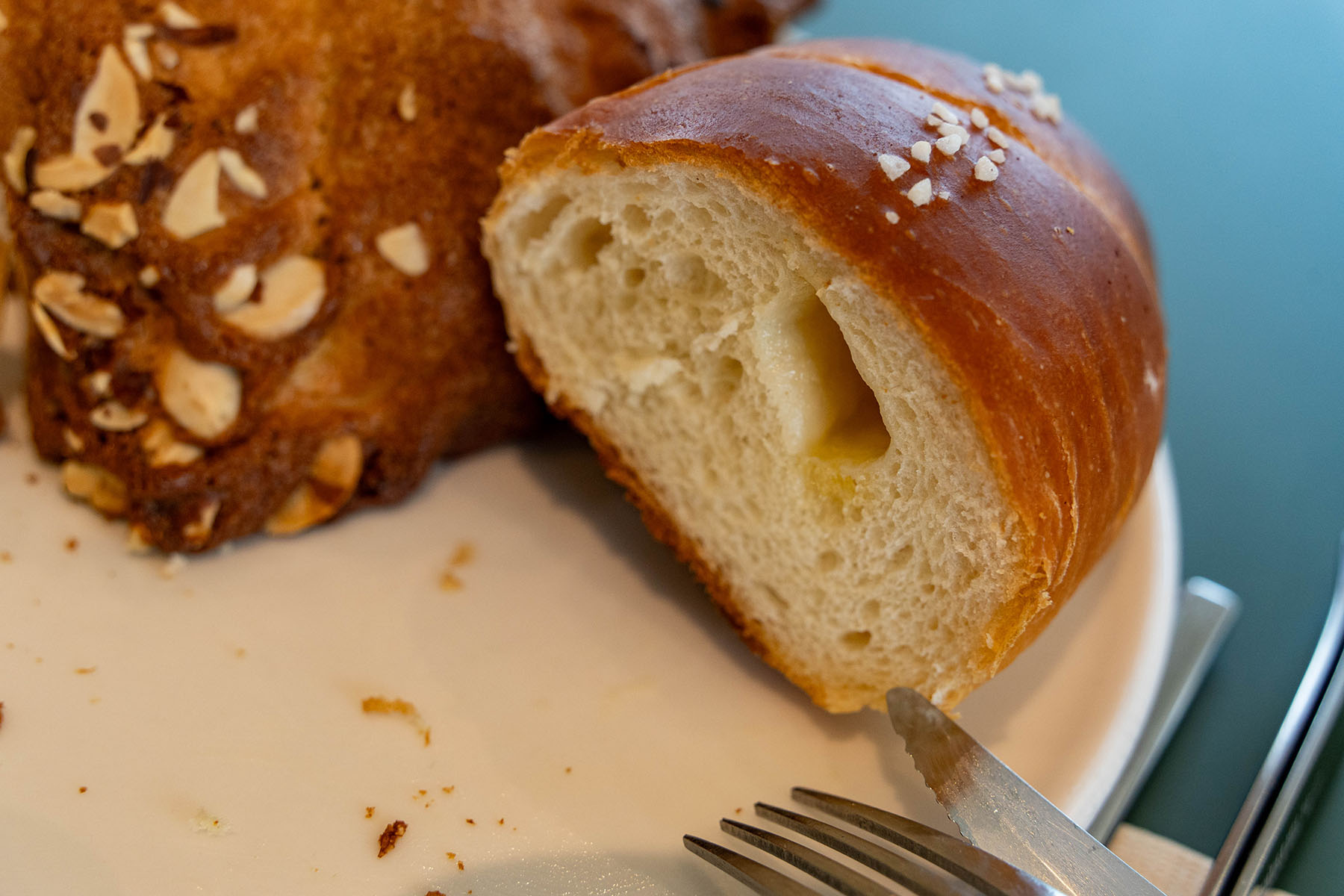 카페 지산 소금빵