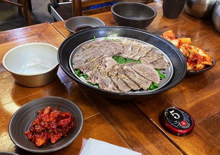 금성관나주곰탕-수육