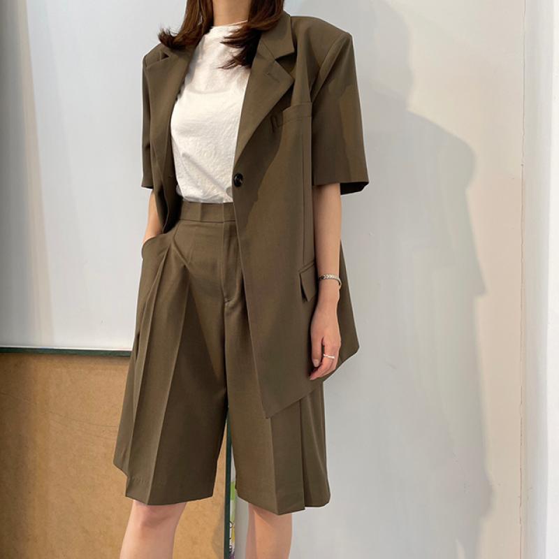 반팔 자켓 반바지 수트 세트 idu