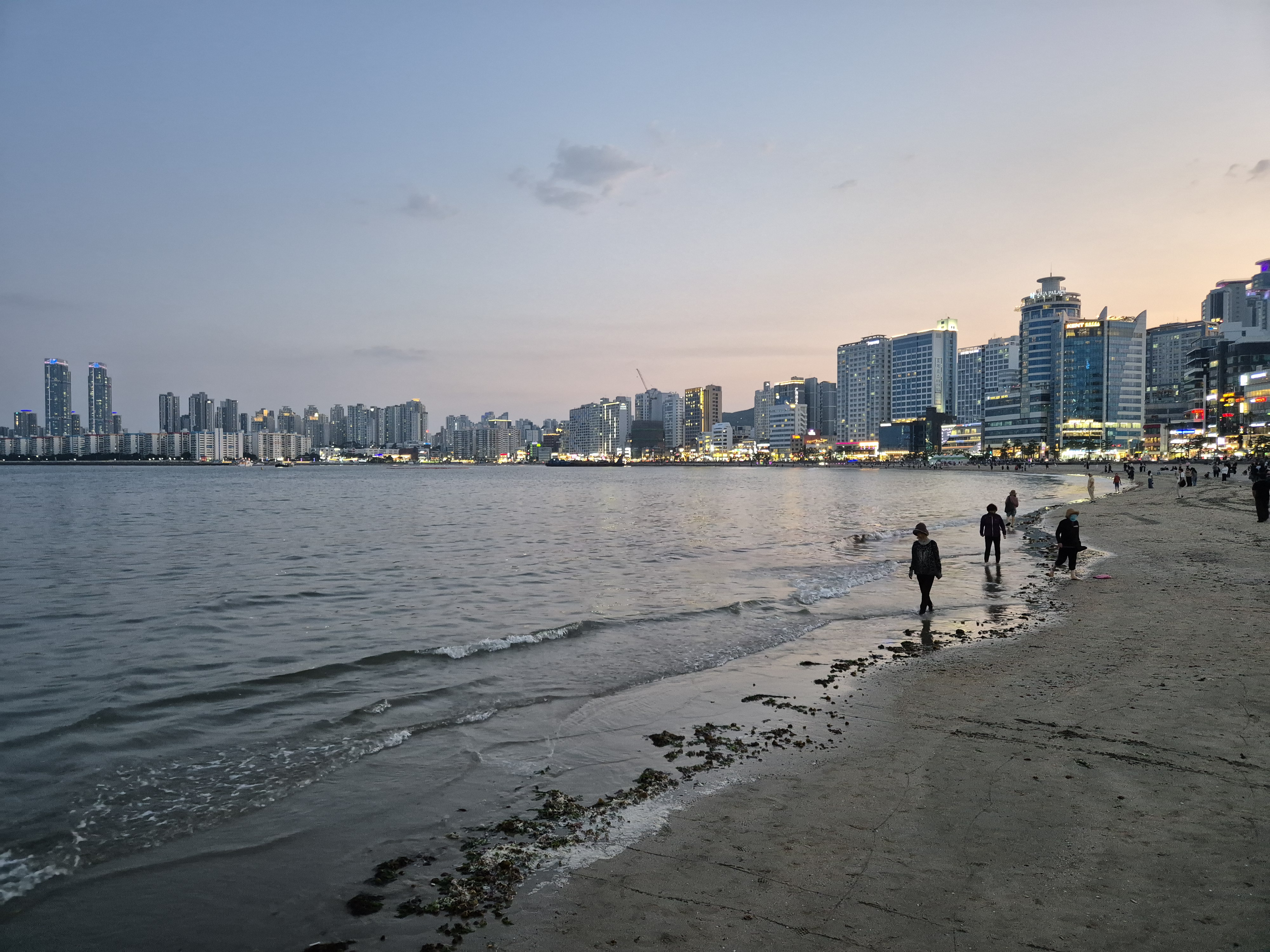 연인과 1박 2일! 국내 커플 여행지 베스트 5(부산,강릉,남해,경주,전주)-광안리